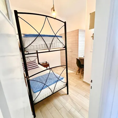 Famprikas House In Apartment